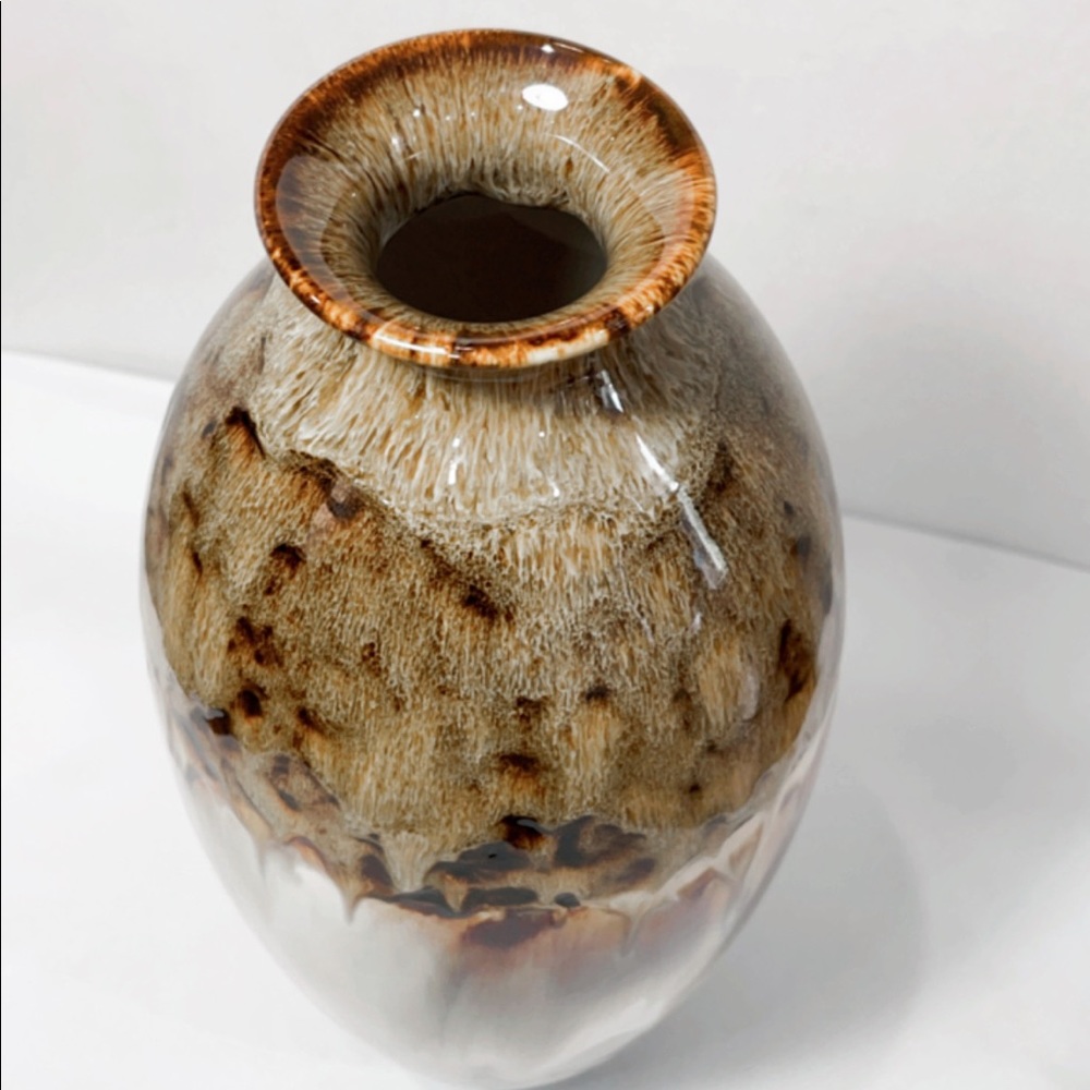 Drip Ceramic Vase - Picture 4 of 6